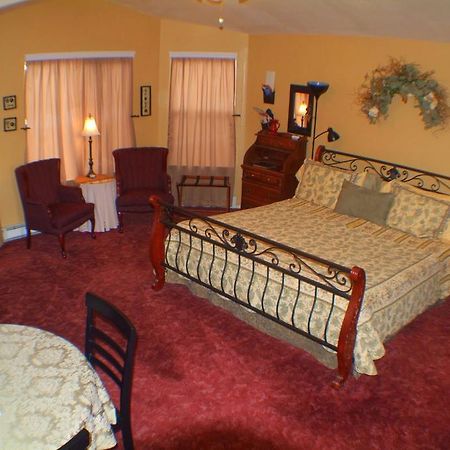 Castle Creek Bed And Breakfast Гранд Джънкшън Екстериор снимка