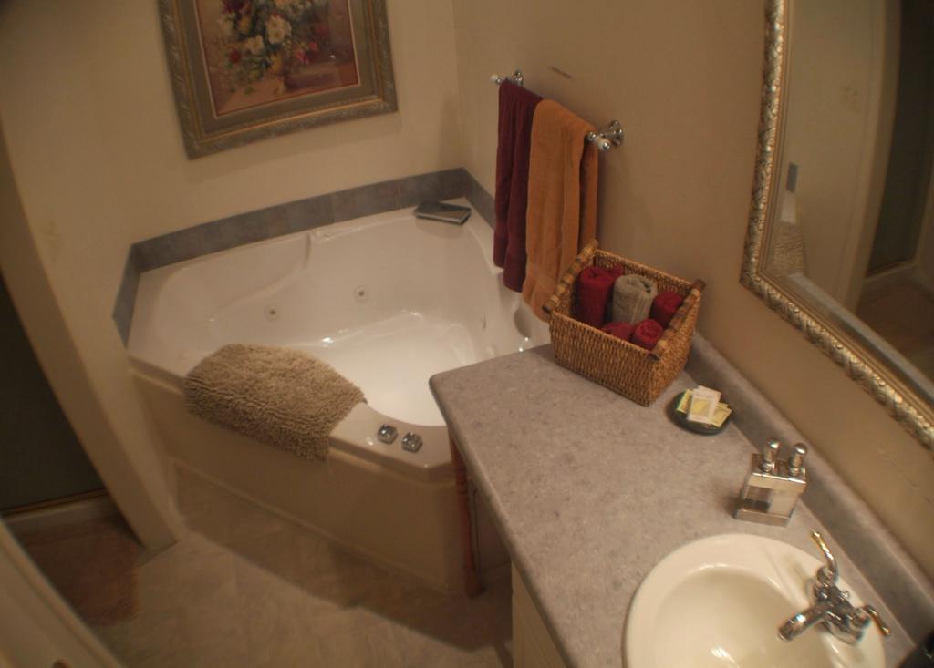 Castle Creek Bed And Breakfast Гранд Джънкшън Екстериор снимка